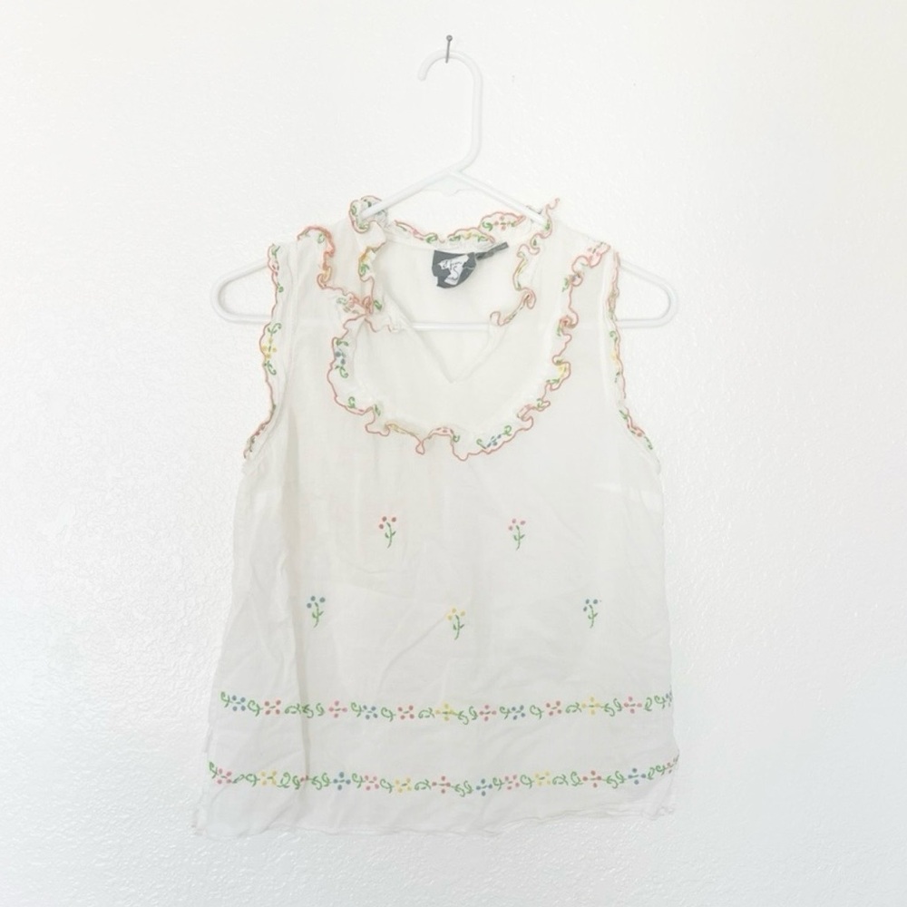Anthropologie Girls from Savoy Embroidered Blouse Delicate Flowers Ruffles Sweet